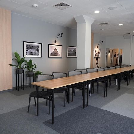 Iness Hotel Łódź Kültér fotó