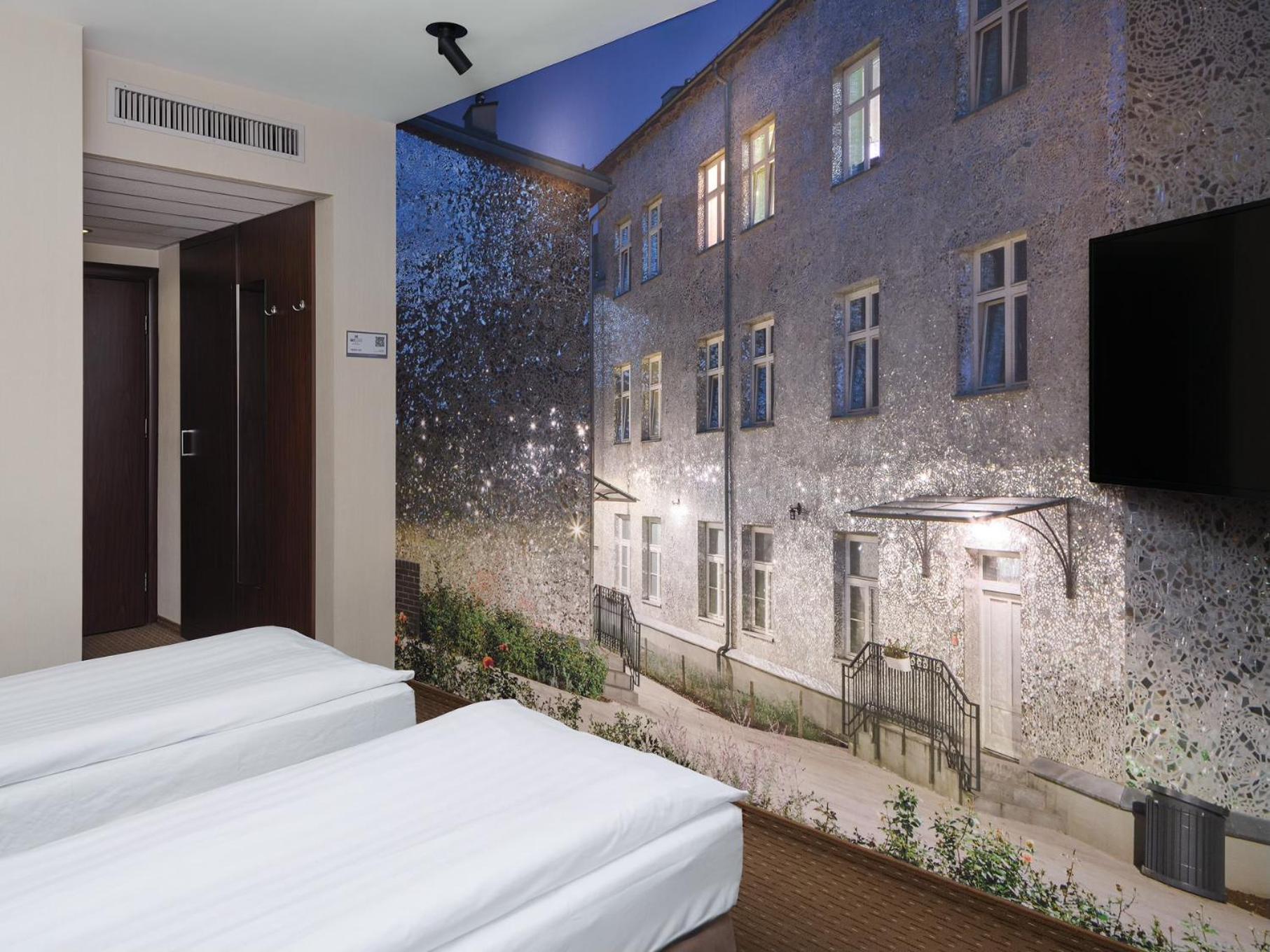 Iness Hotel Łódź Kültér fotó