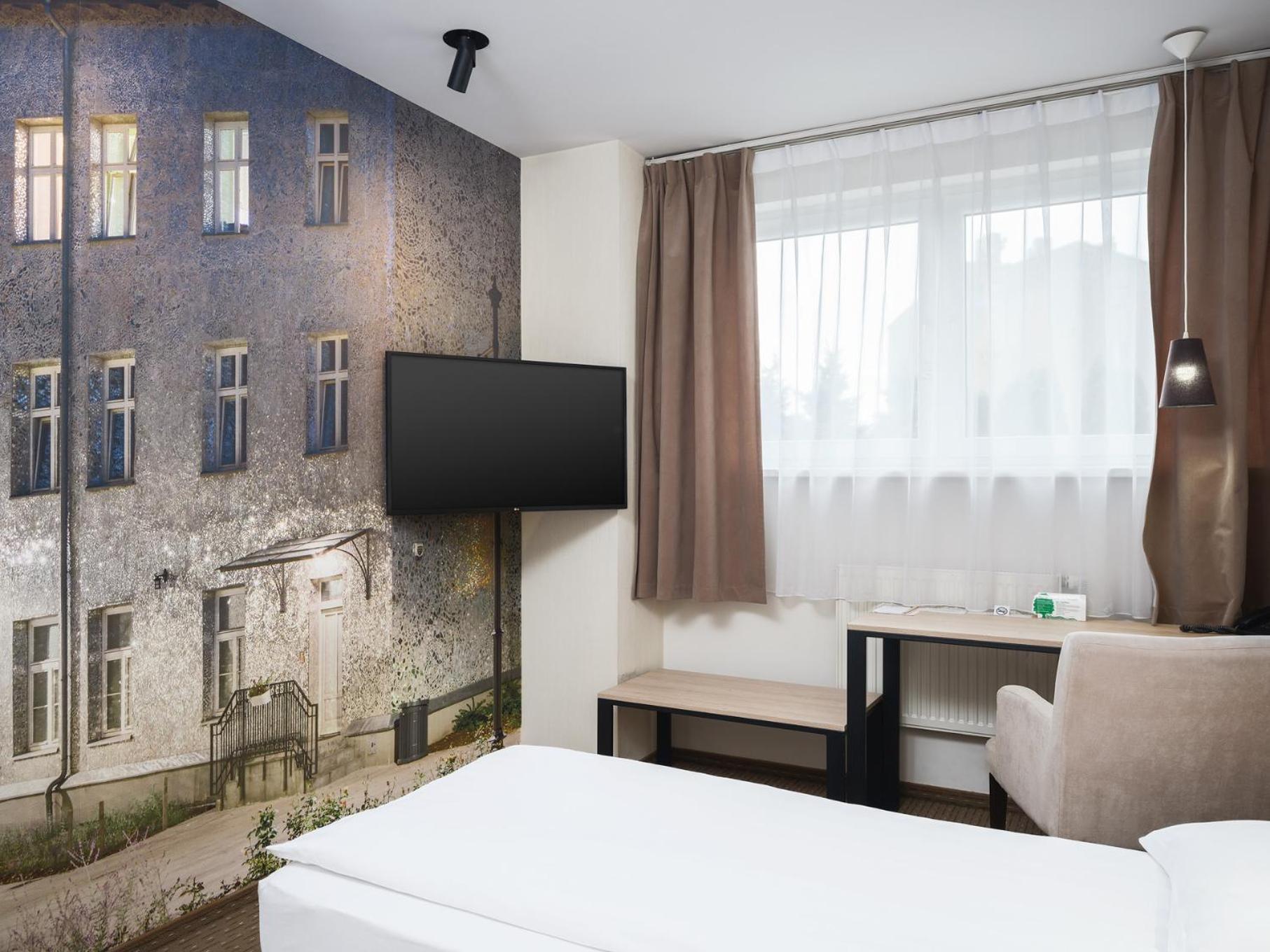 Iness Hotel Łódź Kültér fotó
